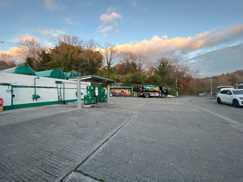 Service Station